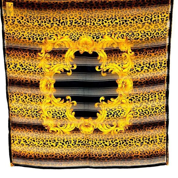 Kithie Lee Italian Design Square Scarf 22” - Picture 3 of 6